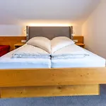 Haus Hubertus Apartman Galtür