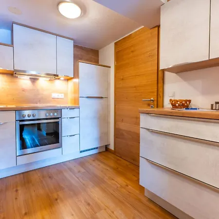 Haus Hubertus Apartament Galtür