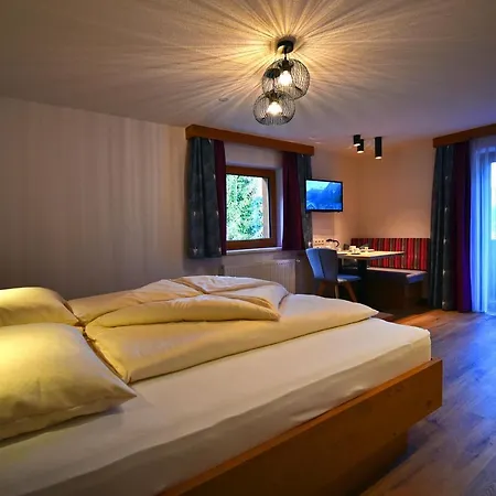 Apartment Haus Hubertus Galtür