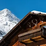 Haus Hubertus *